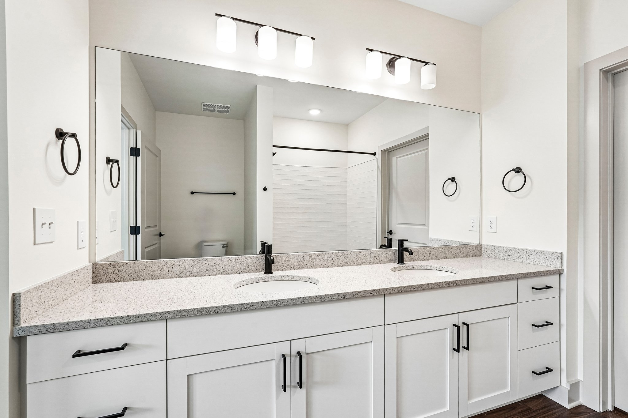 4200 Memorial Dr unit 2415-S0210-028.jpg