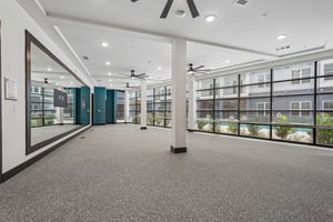 Memorial Dr-0210-905.jpg
