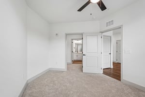 4200 Memorial Dr unit 2416-S0210-013.jpg