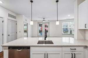 4200 Memorial Dr unit 2427-S0210-010.jpg