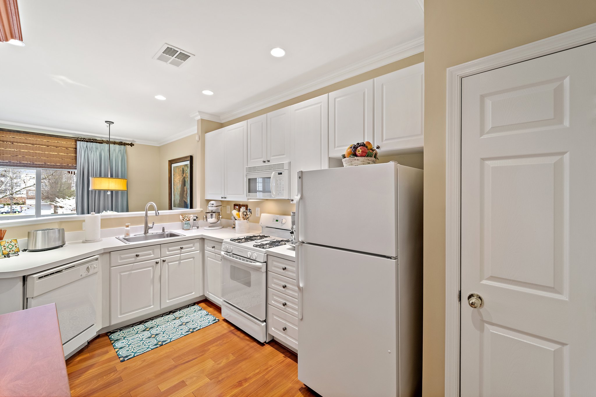 4200 Mozart Brigade Ln, Fairfax, VA 22033, USA Photo 18