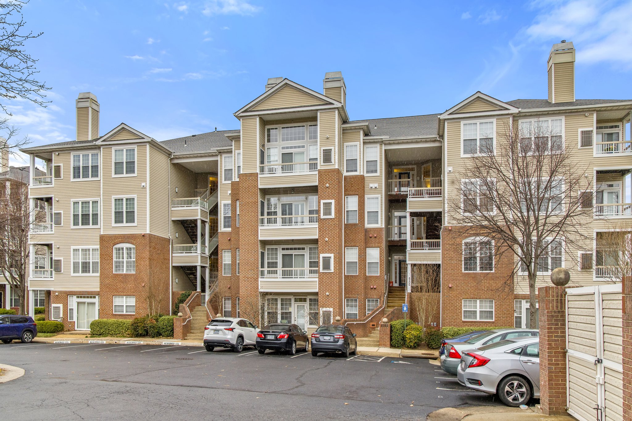 4200 Mozart Brigade Ln, Fairfax, VA 22033, USA Photo 1