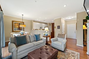 4200 Mozart Brigade Ln, Fairfax, VA 22033, USA Photo 8
