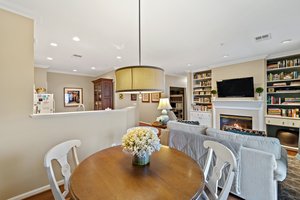 4200 Mozart Brigade Ln, Fairfax, VA 22033, USA Photo 11