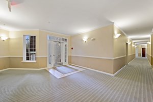 4200 Mozart Brigade Ln, Fairfax, VA 22033, USA Photo 3