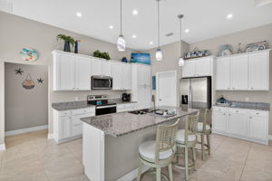 Breakfast Bar 2 of 2