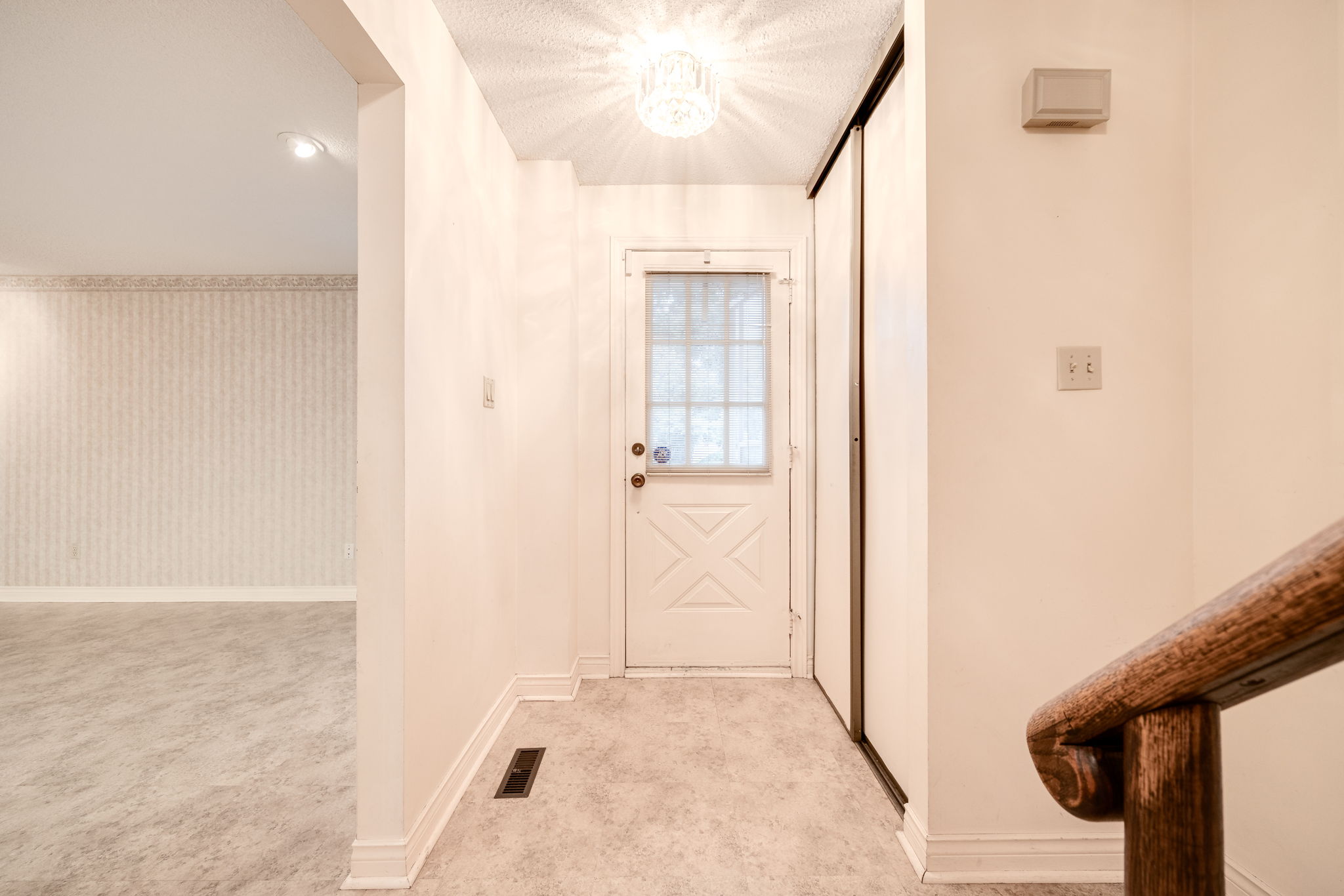Mississauga property showcase — delivered property photograph 7