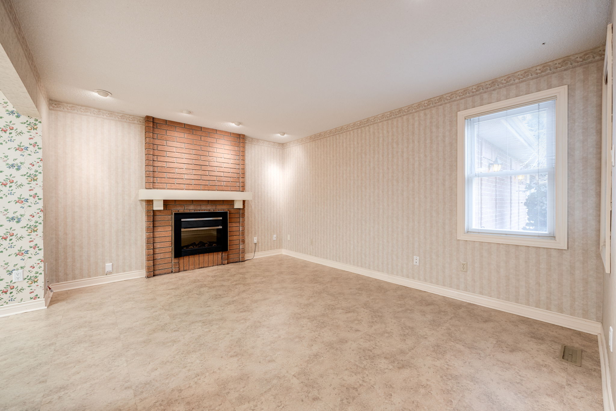 Mississauga property showcase — delivered property photograph 8