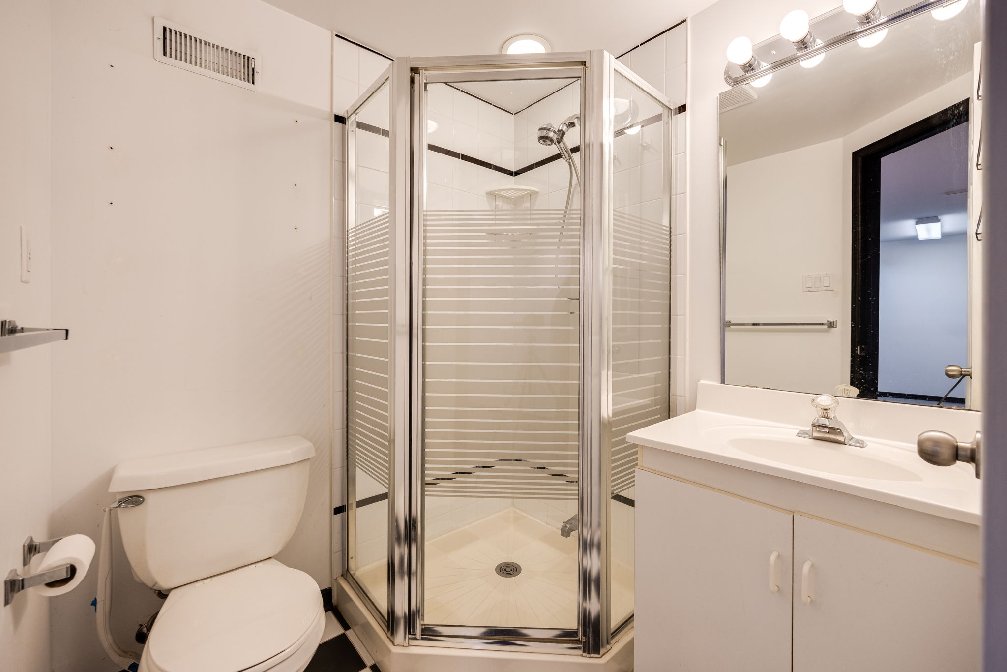 Mississauga property showcase — delivered property photograph 40