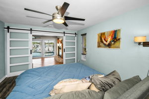 Primary Bedroom1b