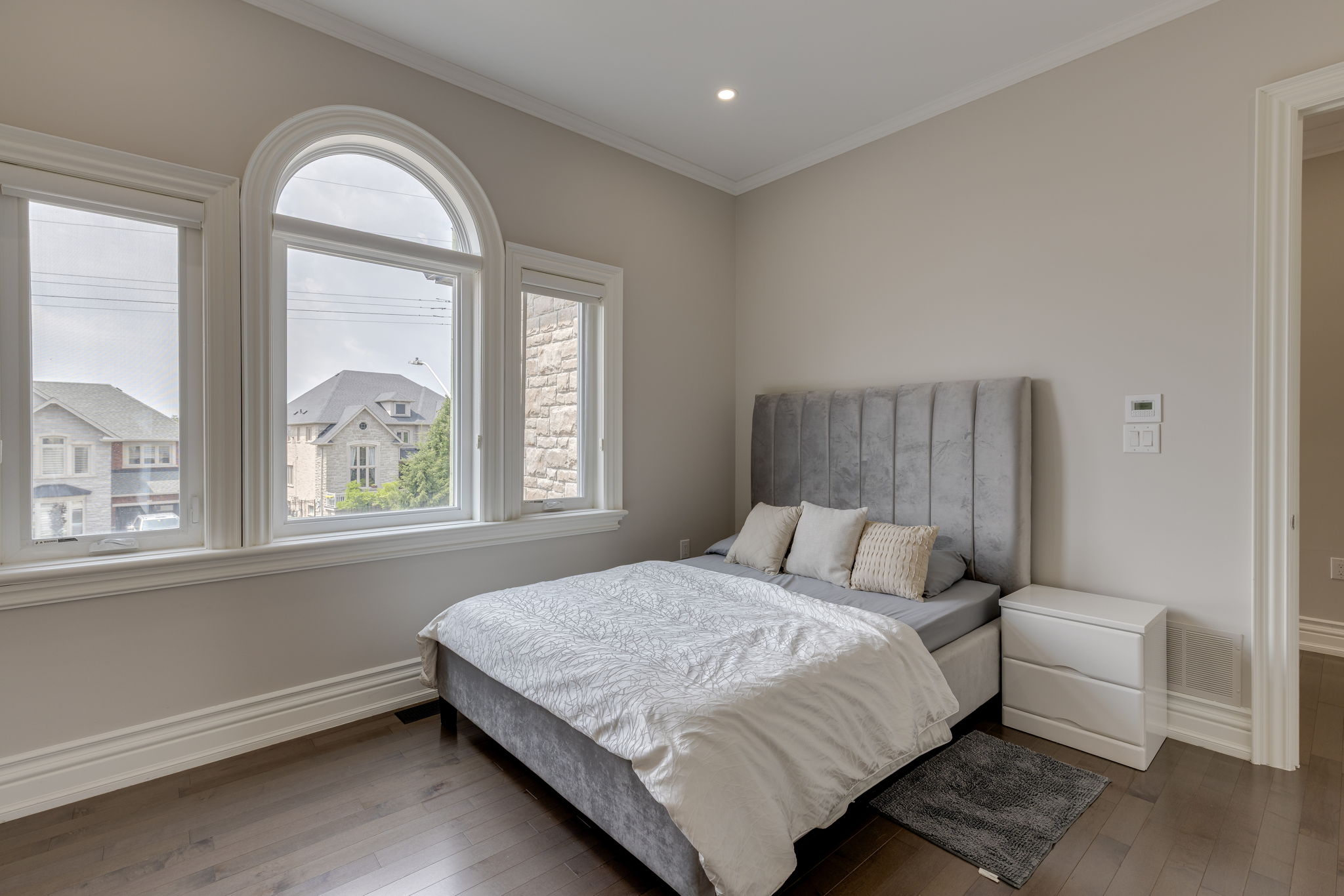 Mississauga property showcase — delivered property photograph 25