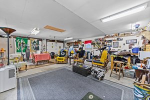  Photo 44