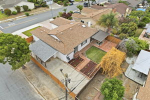  Photo 42