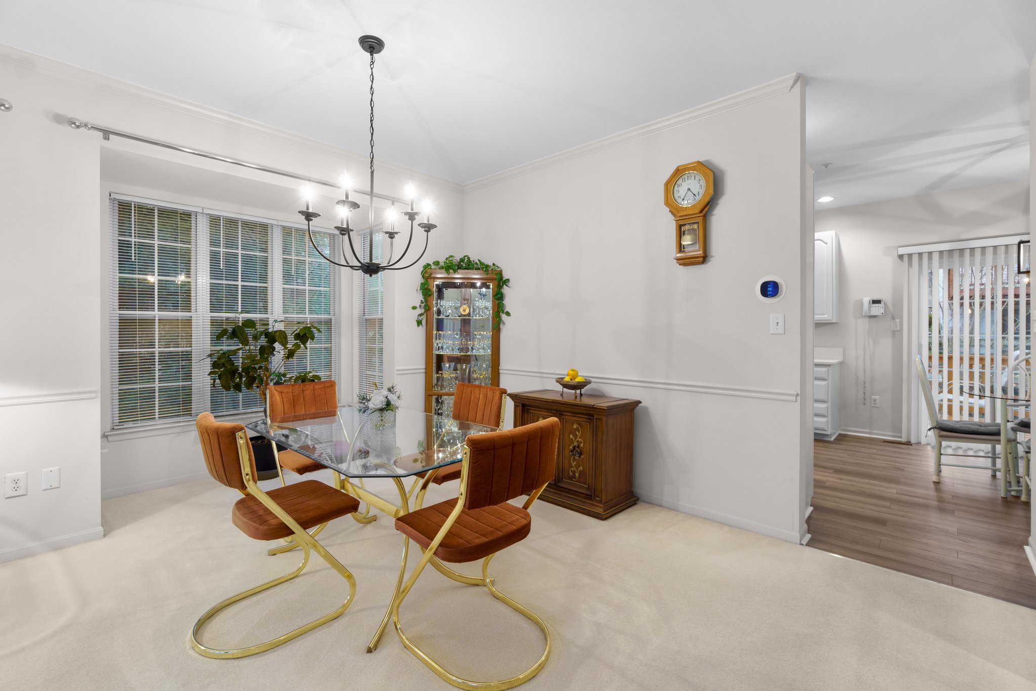 10. Dining room.jpg