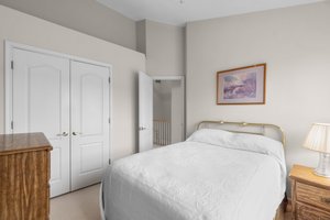 26. Upper bedroom.jpg