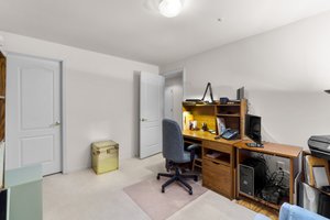 40. Office.jpg