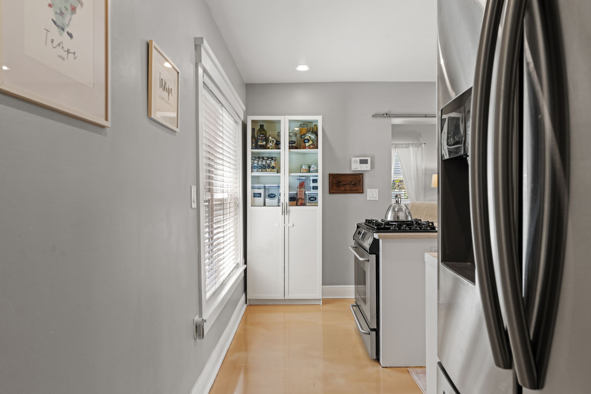  Photo 24