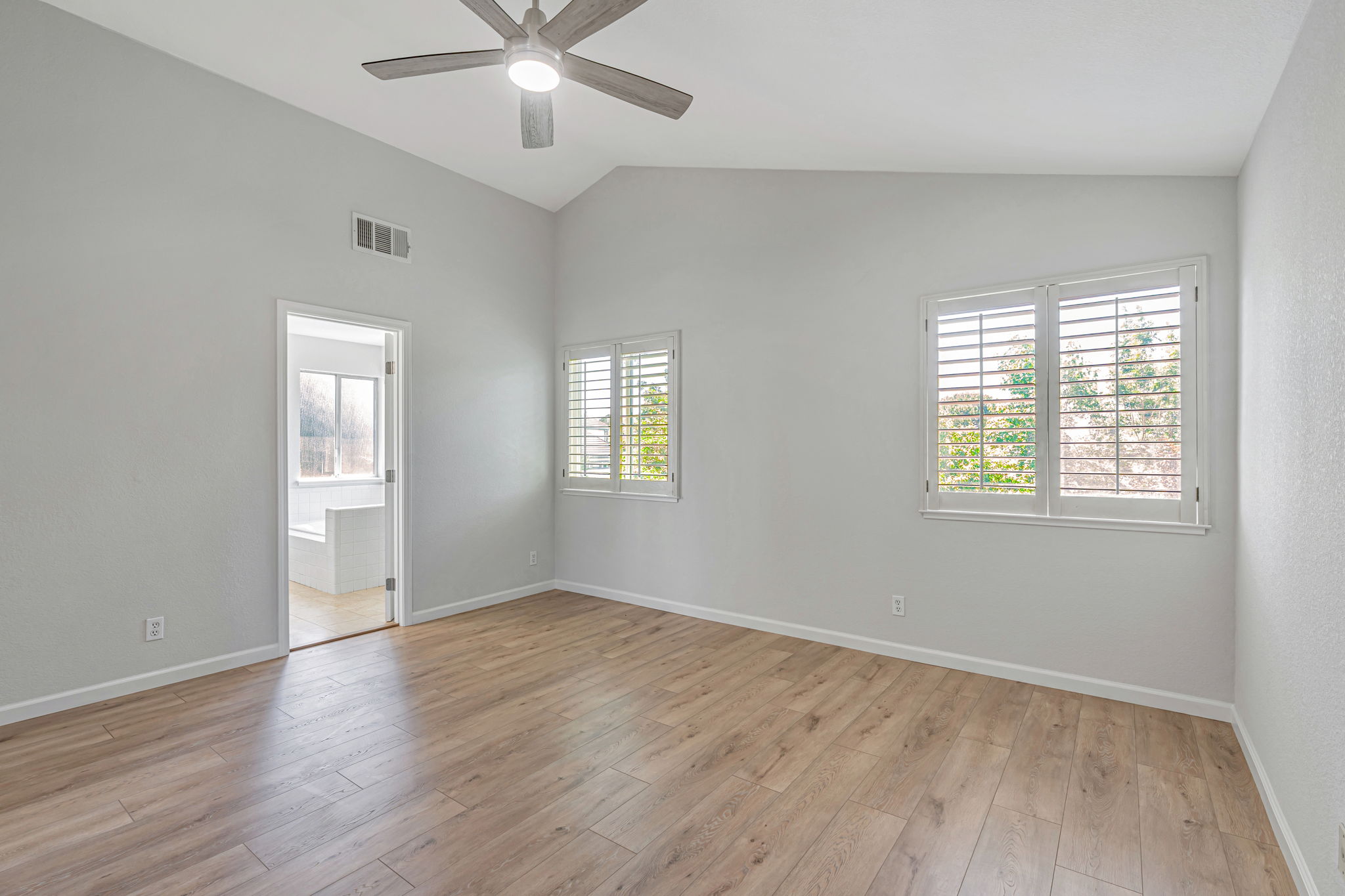 024_4204 Amargosa Dr