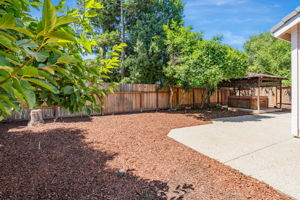 052_4204 Amargosa Dr