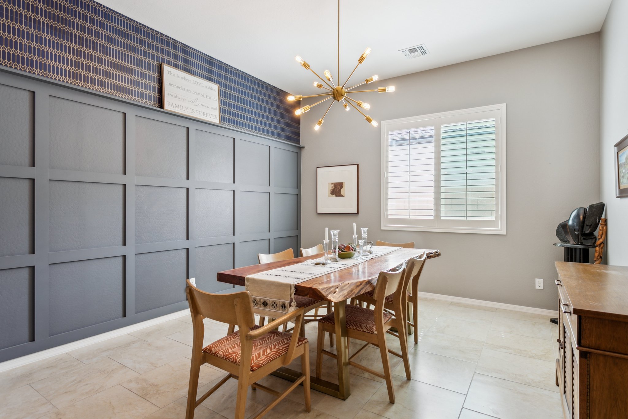 4204 E Grand Canyon Dr - 006.jpg