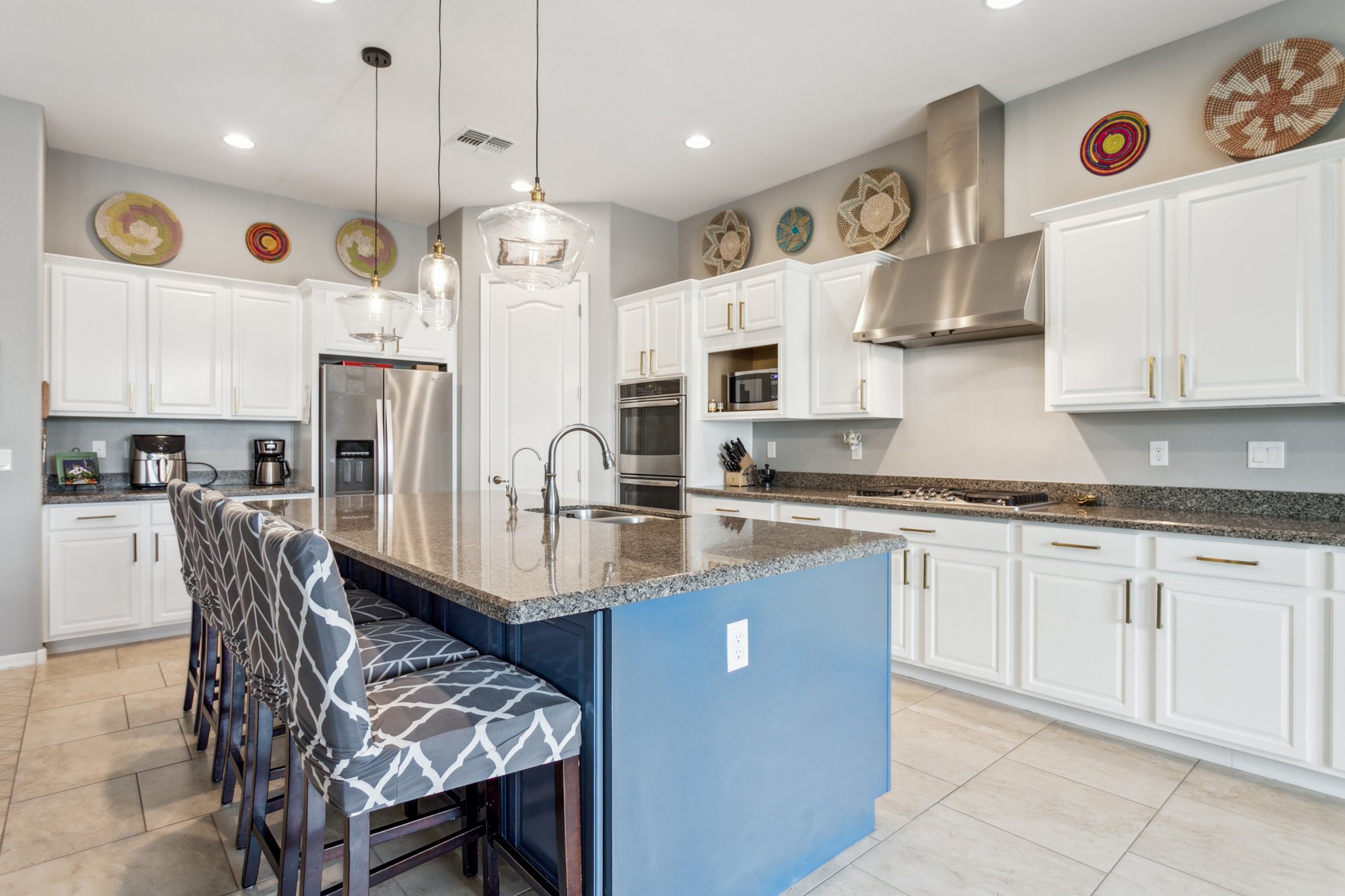 4204 E Grand Canyon Dr - 013.jpg