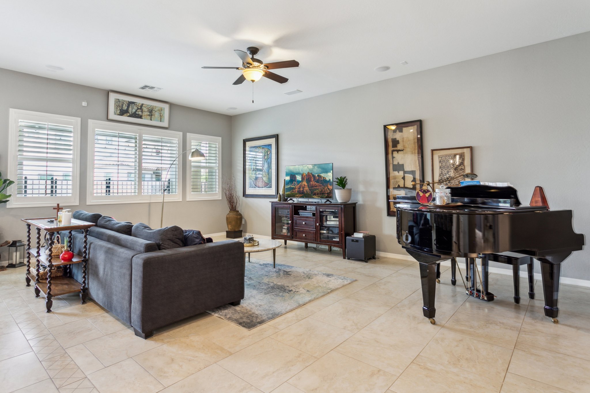 4204 E Grand Canyon Dr - 014.jpg
