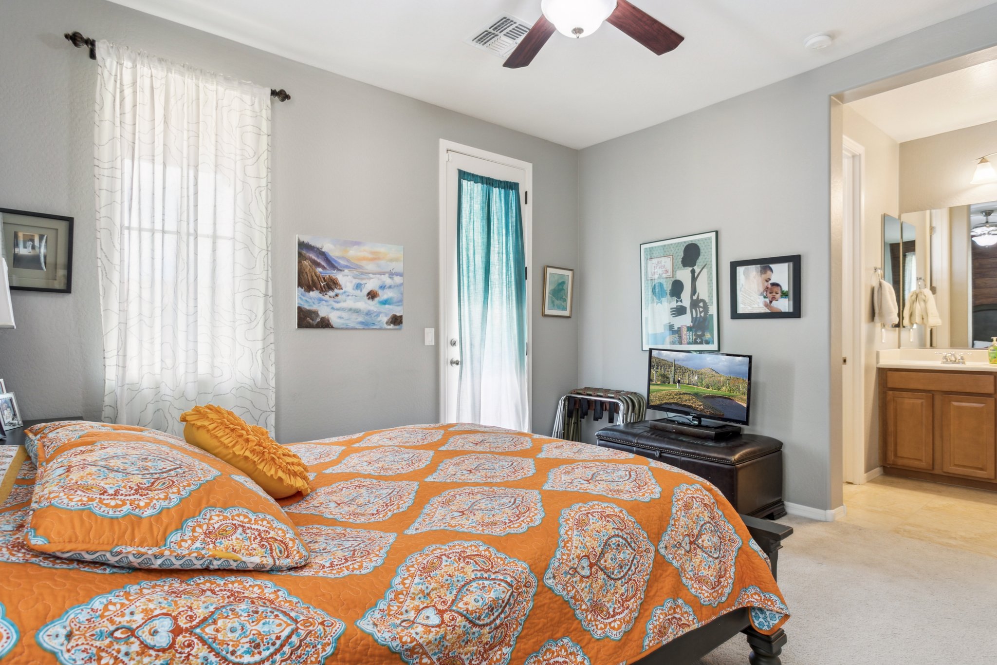4204 E Grand Canyon Dr - 036.jpg