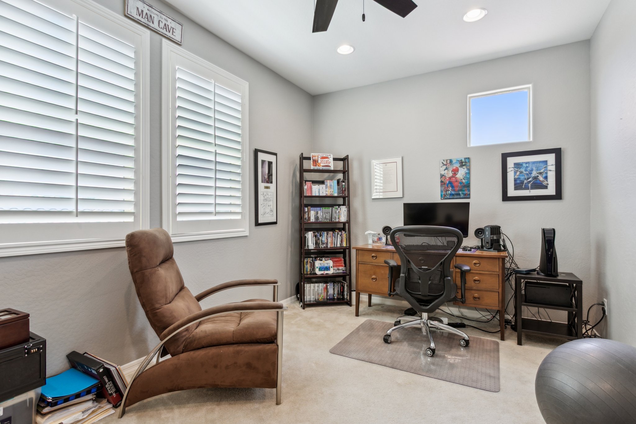 4204 E Grand Canyon Dr - 041.jpg