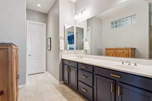 4204 E Grand Canyon Dr - 020.jpg