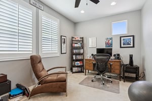 4204 E Grand Canyon Dr - 041.jpg