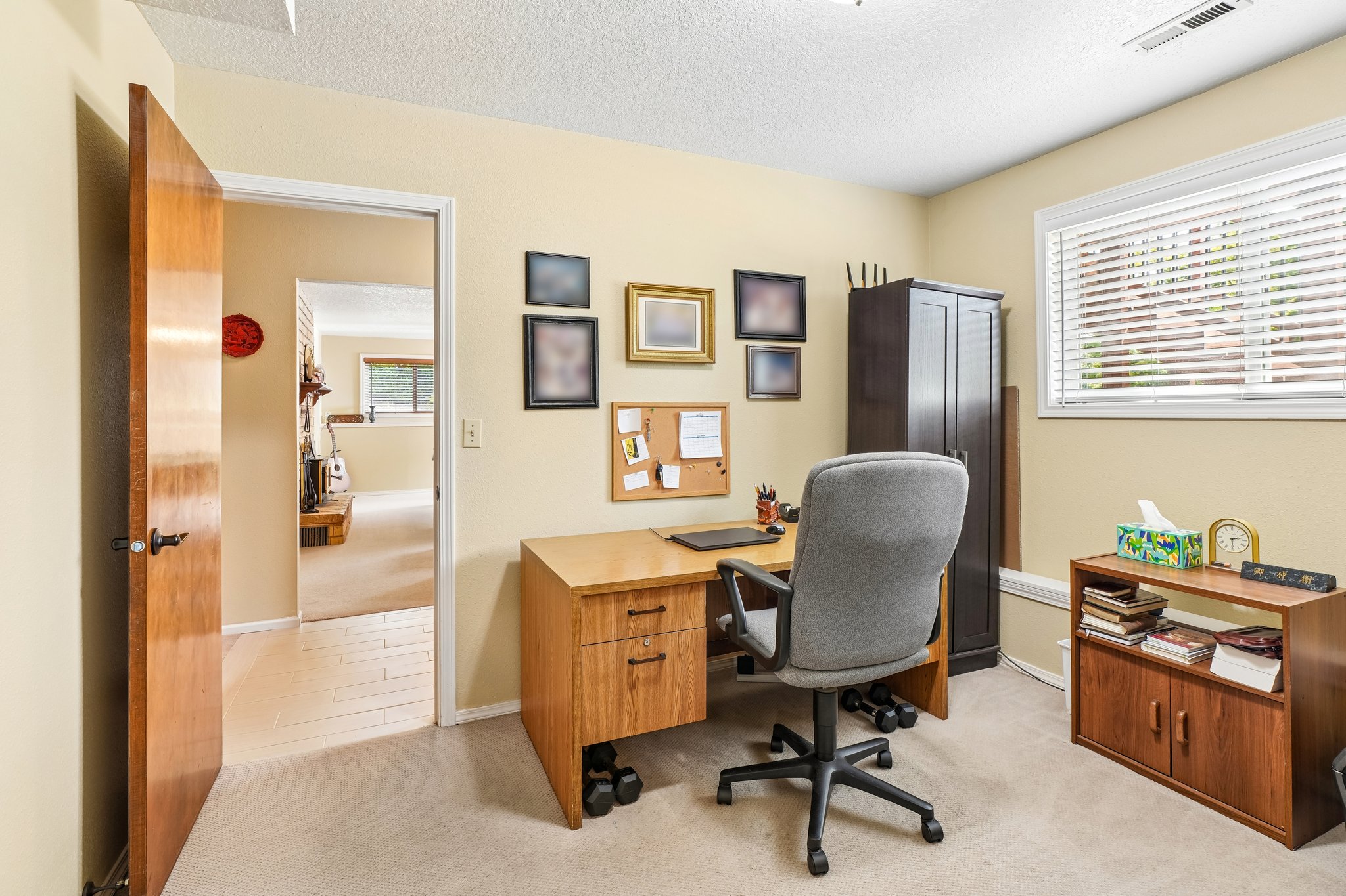 Riverview Dr-S0905-055.jpg
