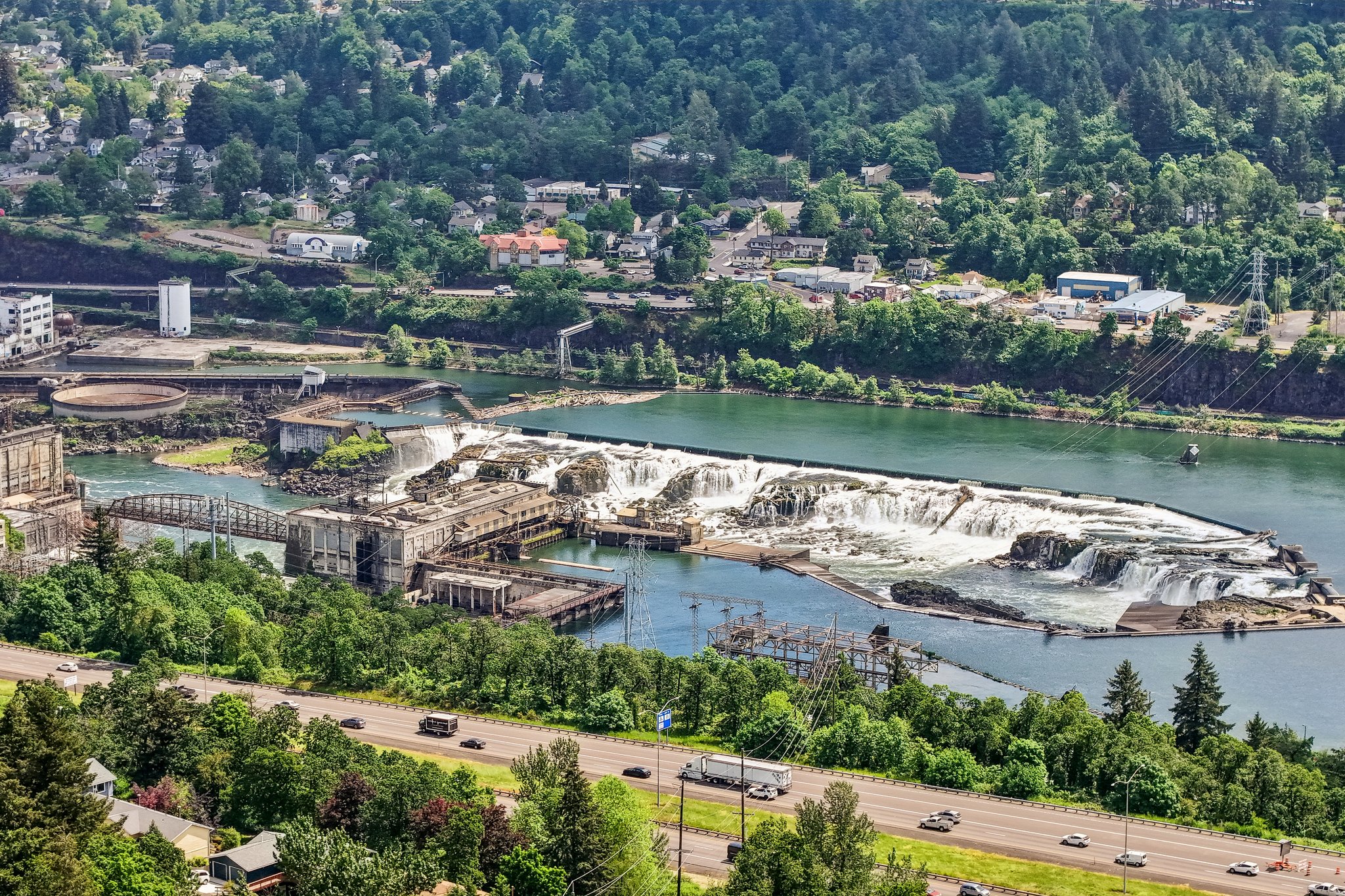 Riverview Dr-S0905-104.jpg