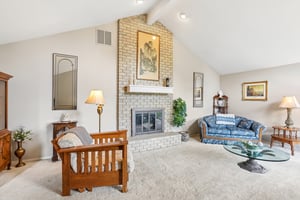 Riverview Dr-S0905-011.jpg