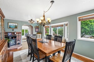 Riverview Dr-S0905-017.jpg