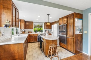Riverview Dr-S0905-021.jpg