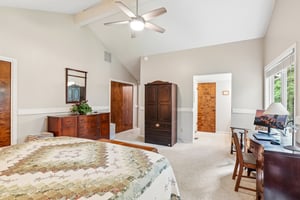 Riverview Dr-S0905-044.jpg