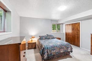 Riverview Dr-S0905-061.jpg