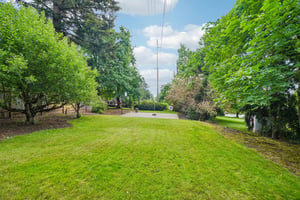 Riverview Dr-S0905-072.jpg
