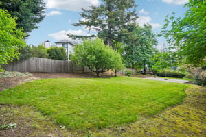 Riverview Dr-S0905-074.jpg