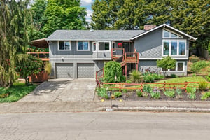 Riverview Dr-S0905-089.jpg