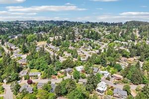 Riverview Dr-S0905-092.jpg