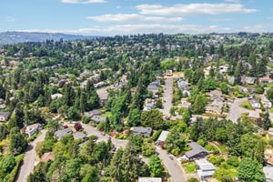Riverview Dr-S0905-093.jpg