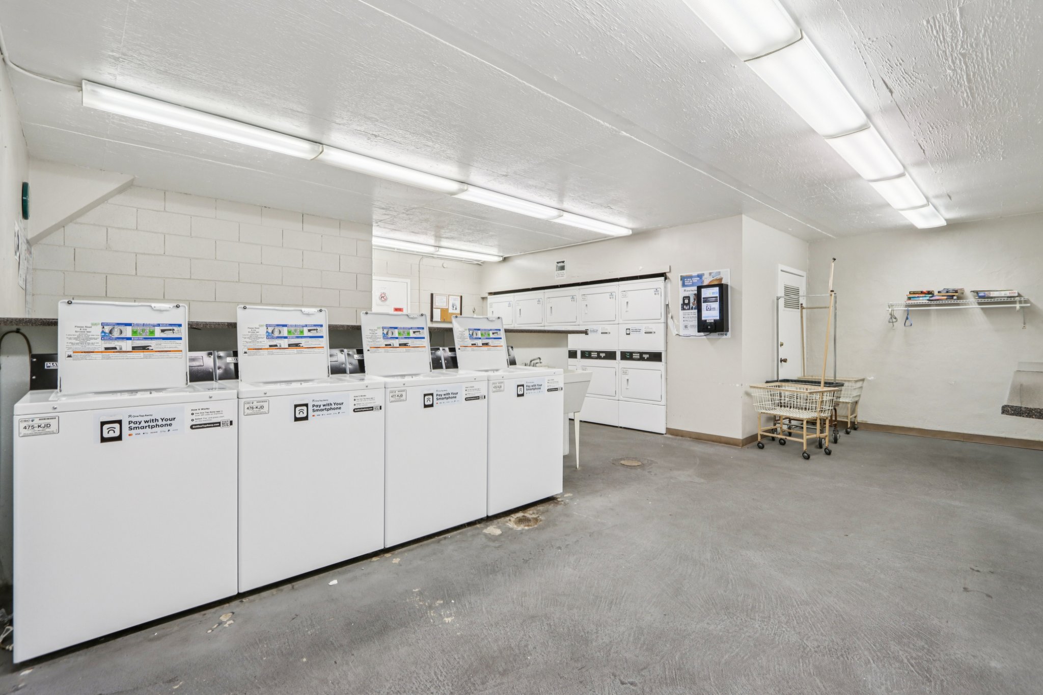 Golden Oaks Ln-2309-904.jpg