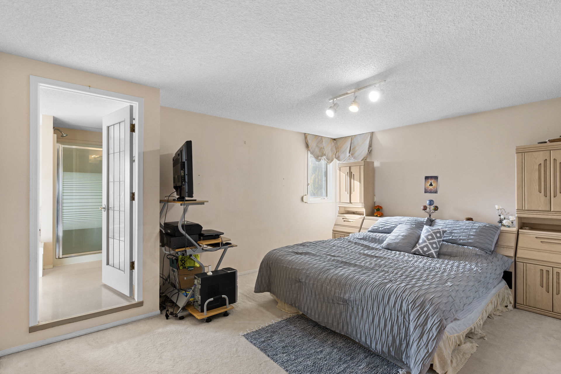 4207 12ave-QuikSell-19