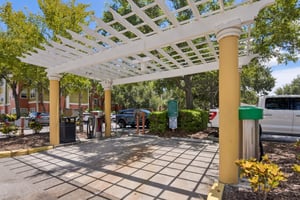 S Dale Mabry Hwy 2414-1008-906.jpg
