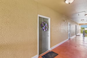 S Dale Mabry Hwy 2414-S1008-004.jpg