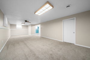  Photo 49