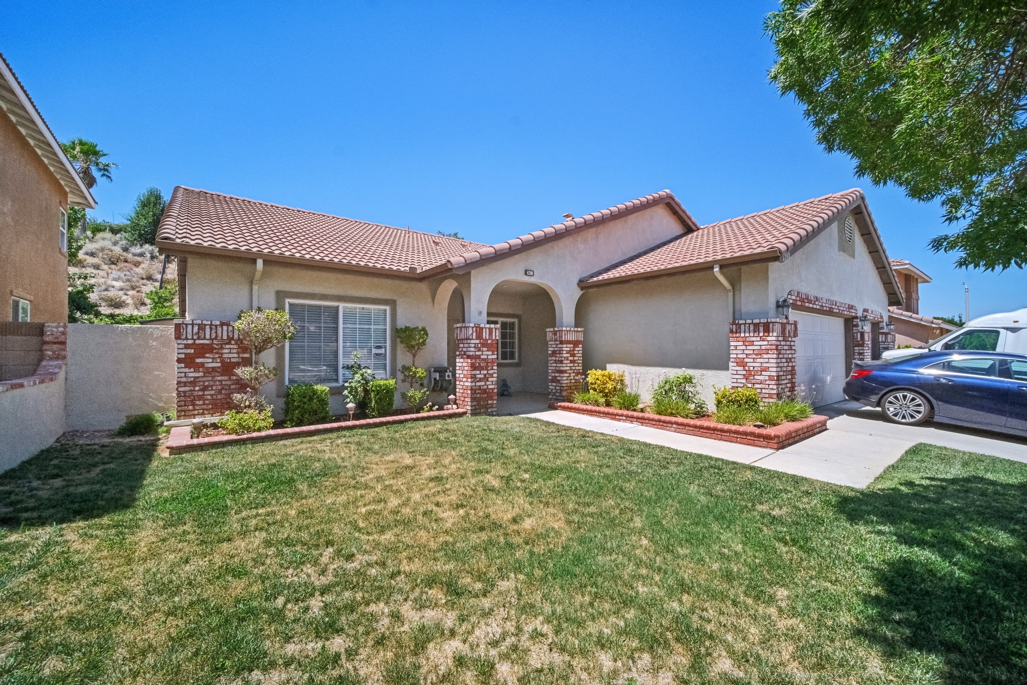 Grandview Drive-001.jpg