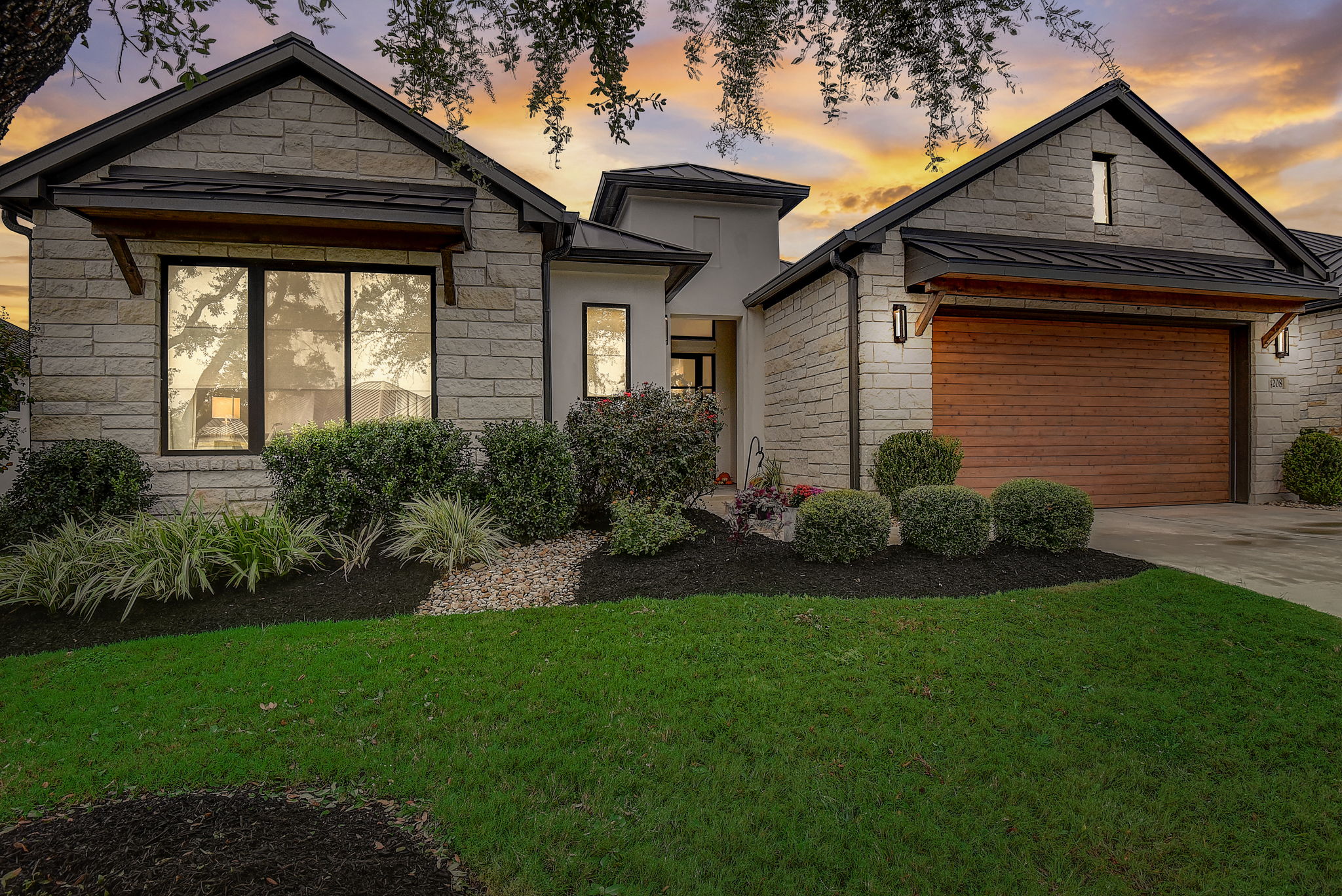 Isadora Dr  - VT-001