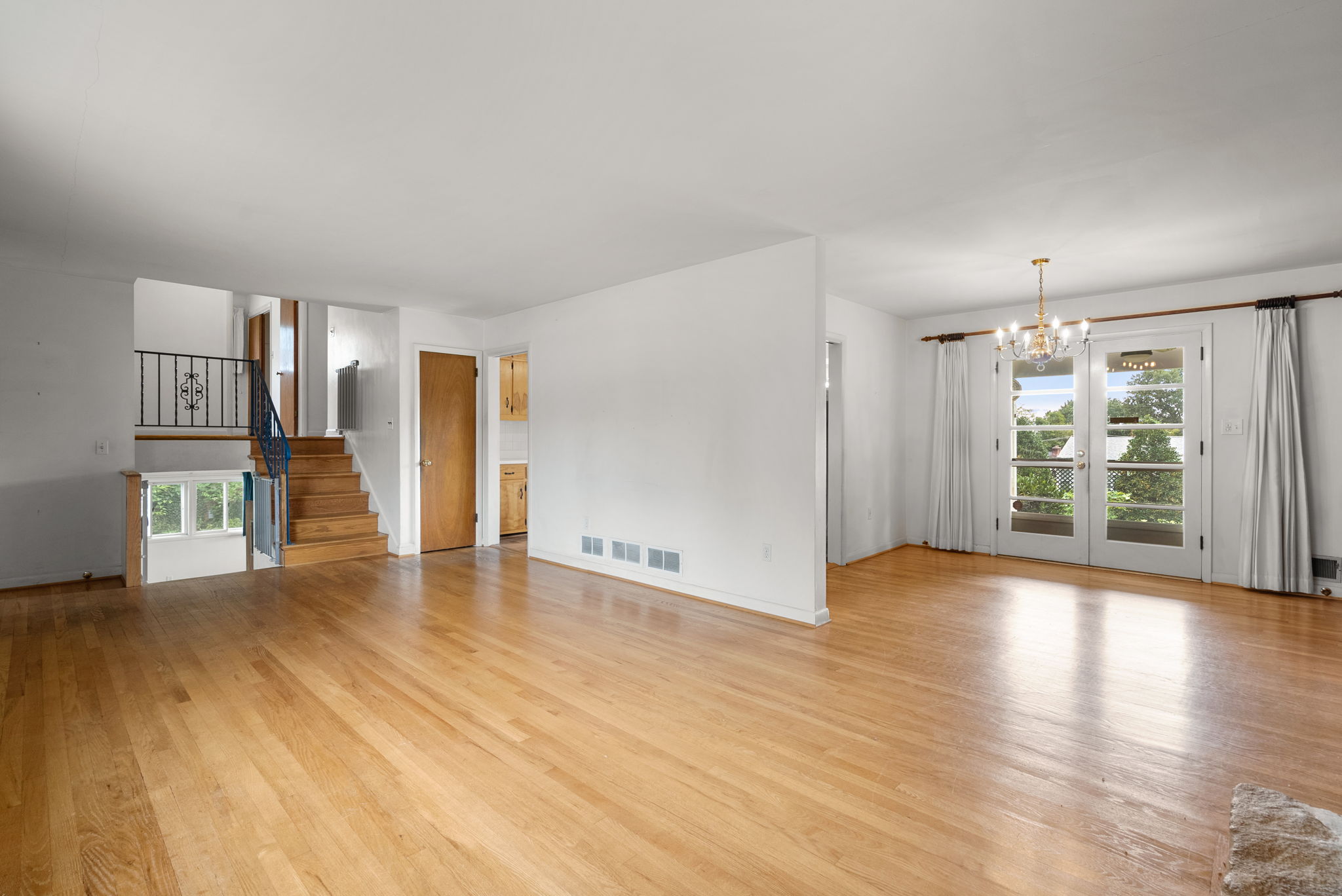 Living/Dining Room